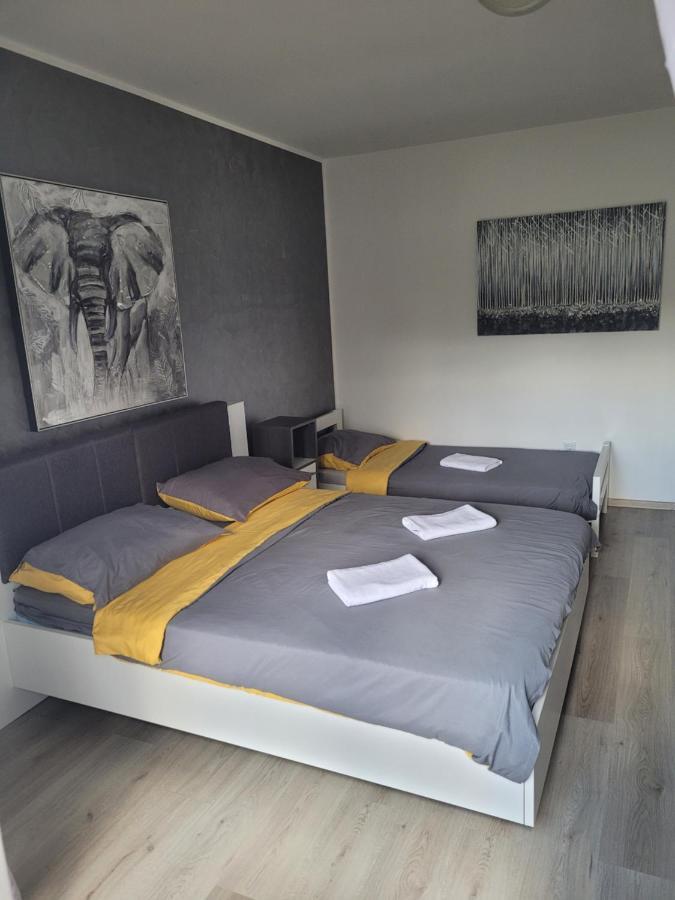 Zale Apartmani Задар Екстериор снимка