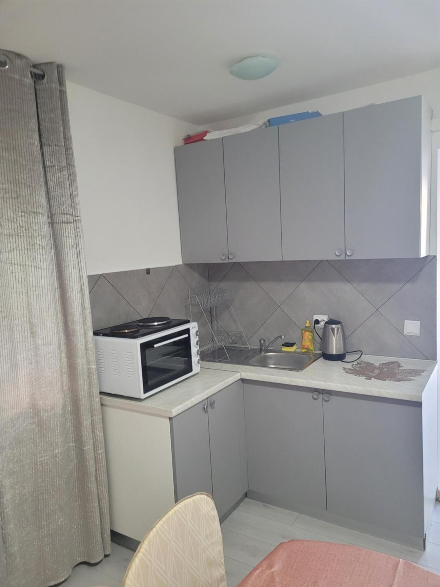 Zale Apartmani Задар Стая снимка