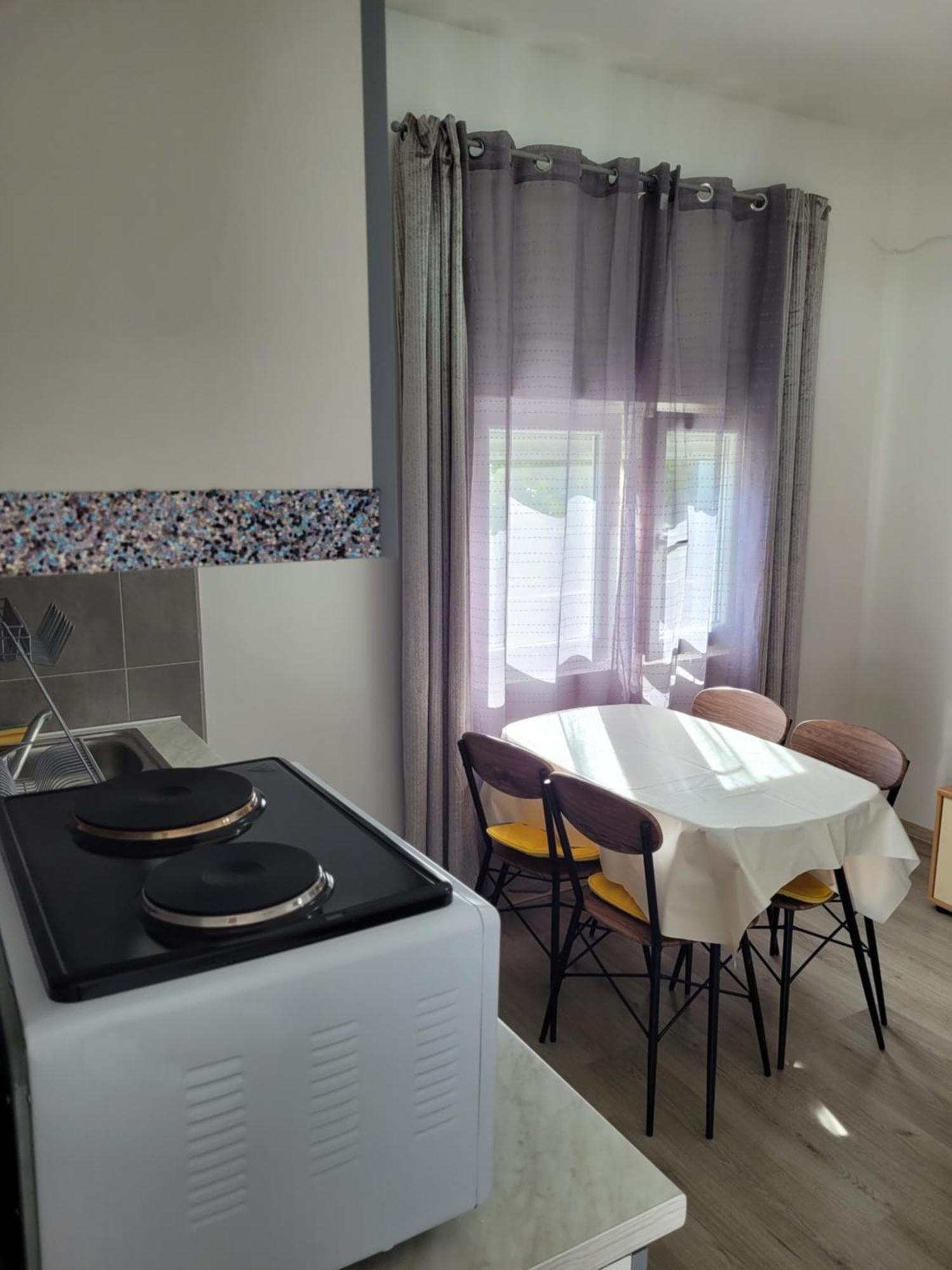 Zale Apartmani Задар Стая снимка