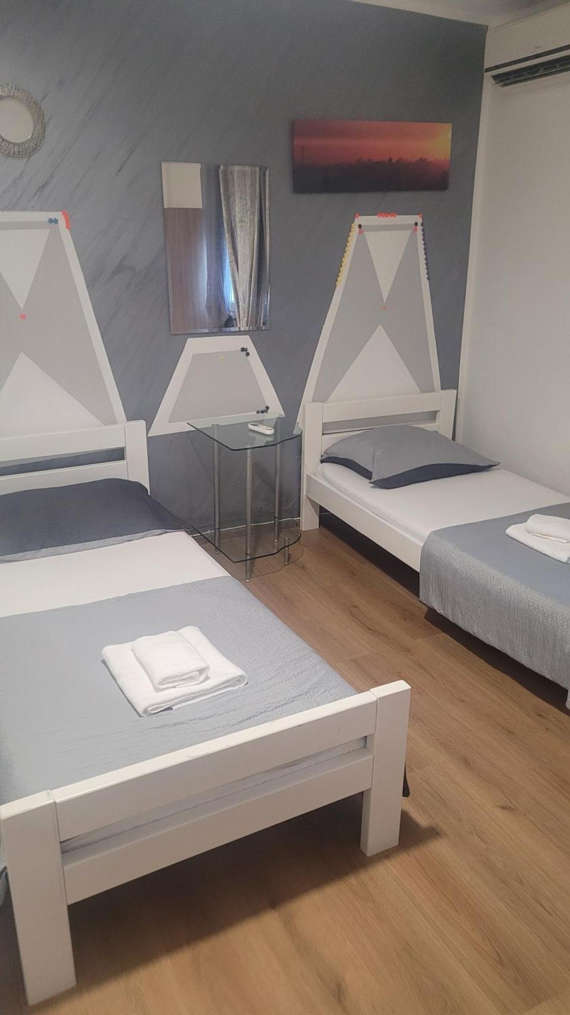 Zale Apartmani Задар Екстериор снимка